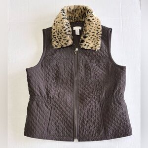 Chico’s Chic Brown Quilted Vest with detachable Leopard Print Collar Sz 1 Small